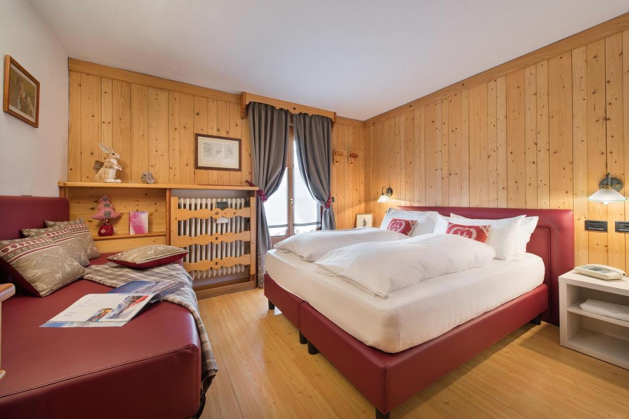 Hotel Posta Livigno Bagian luar foto